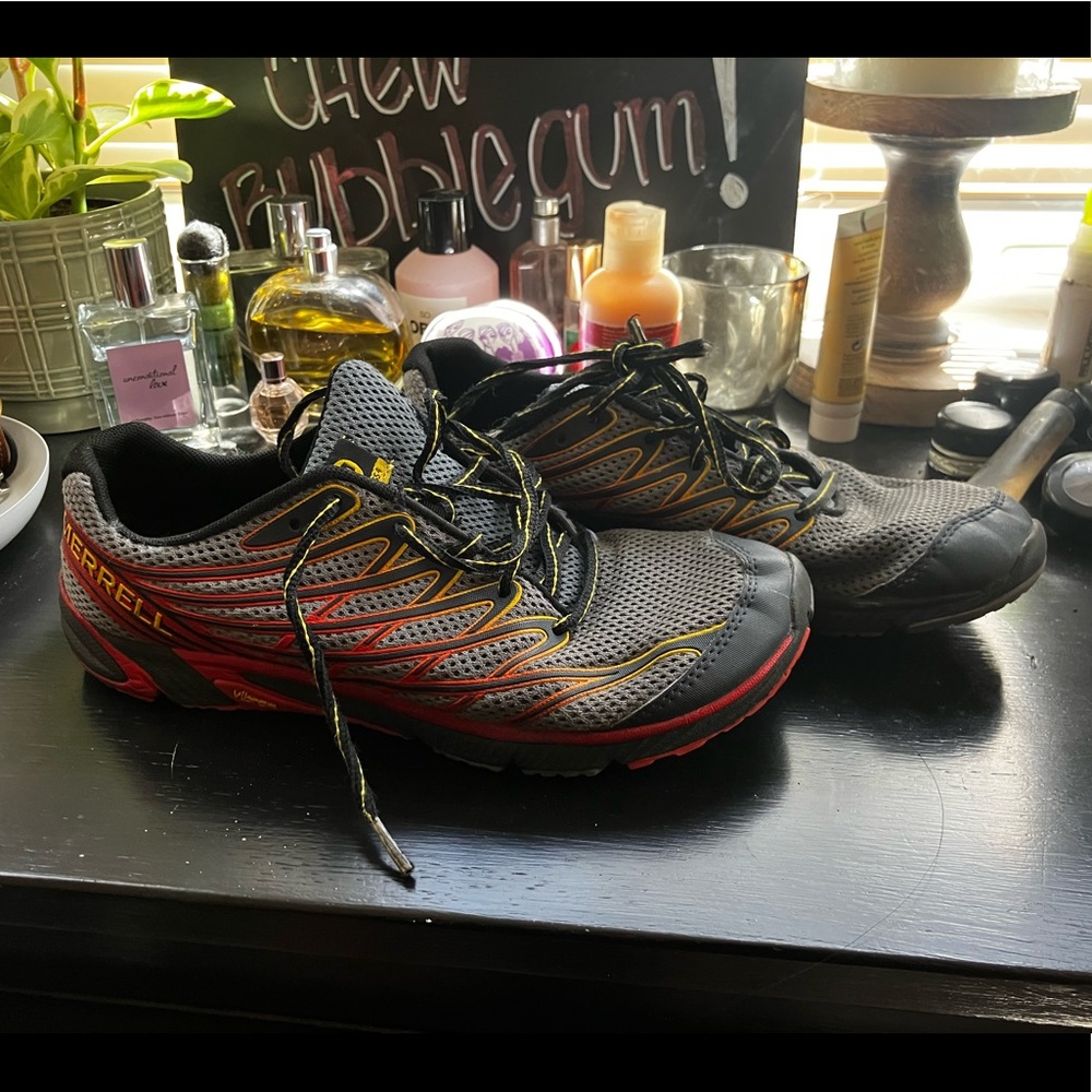 Merrell - Vibram size 7 Men Red and Grey